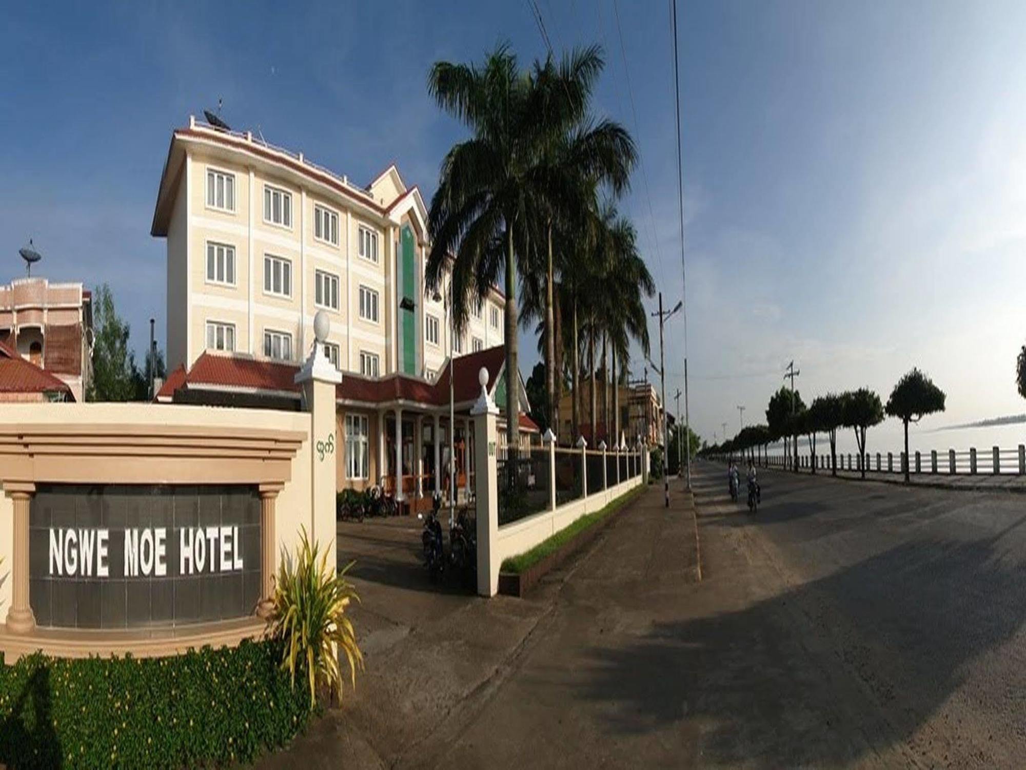Ngwe Moe Hotel Mawlamyine Bagian luar foto